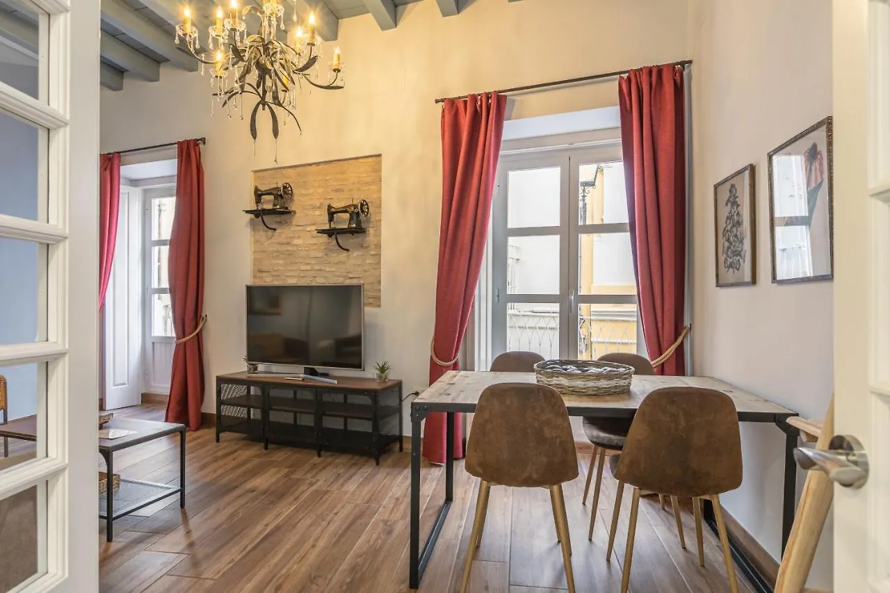 Green-Apartments Mansion Blue Catedral Seville Apartment