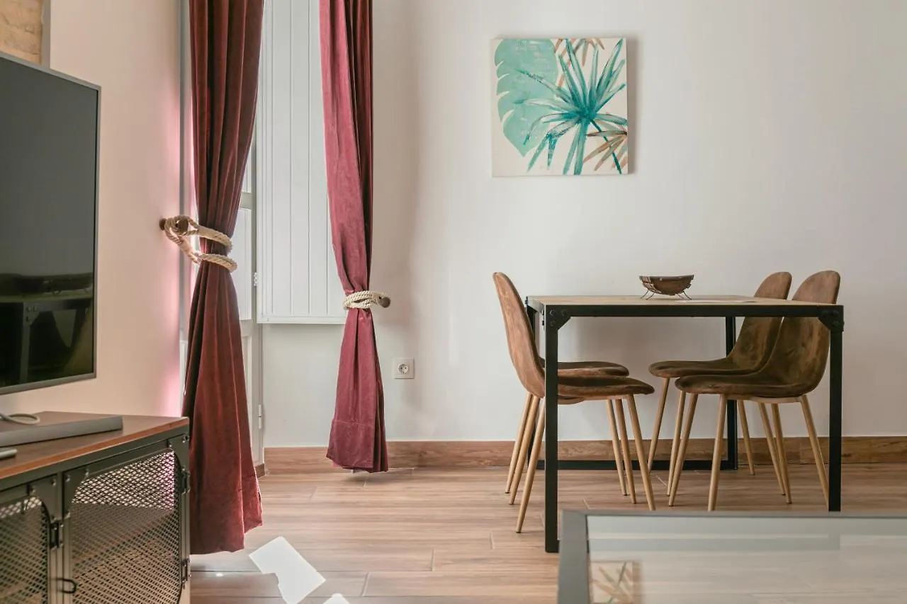 Green-Apartments Mansion Blue Catedral Seville Spain