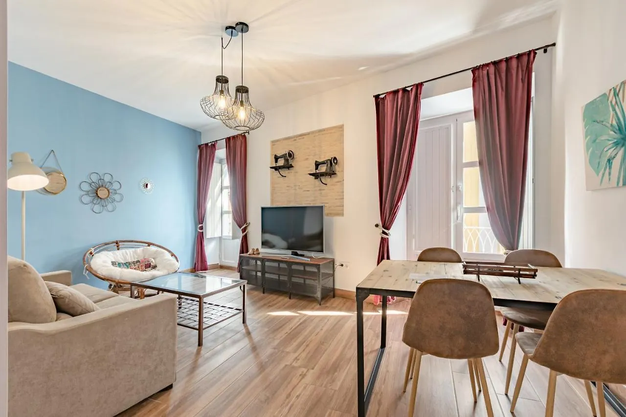 Green-Apartments Mansion Blue Catedral Seville Apartment