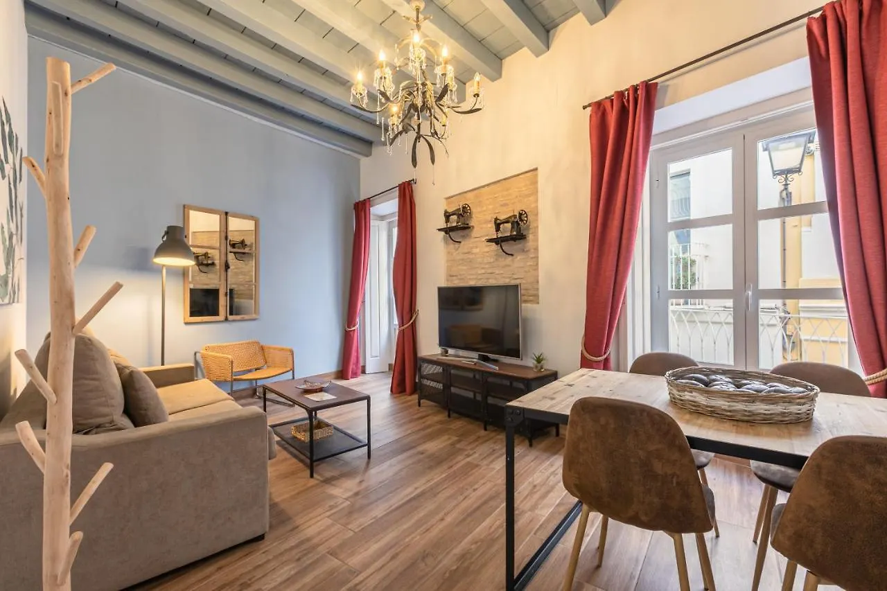 Green-Apartments Mansion Blue Catedral Seville